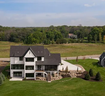 $2,695,000 | 2073 Bridgevine Court, Independence, MN 55359