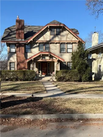 $625,000 | 5728 Grand Avenue, Kansas City, MO 64113