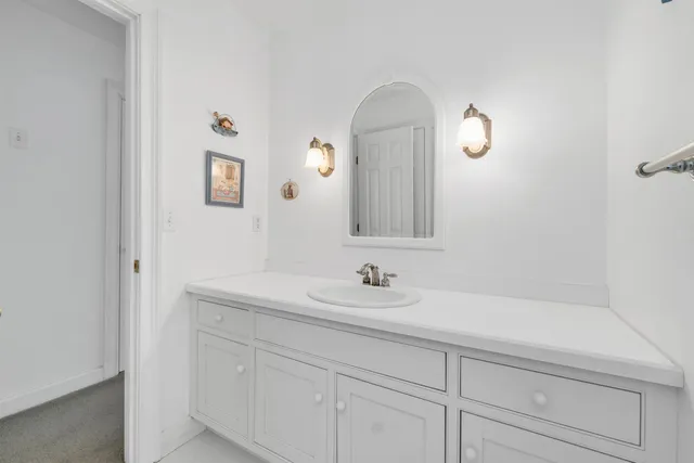 $950,000 | 58 Kearsarge Road, New London, NH 03257