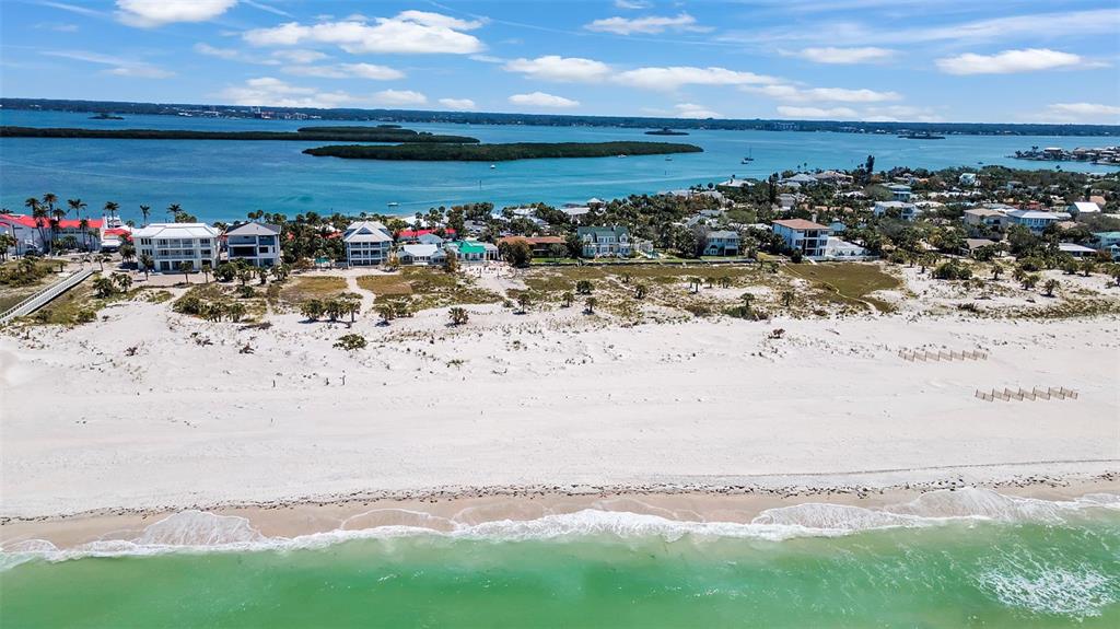 1058 Eldorado Avenue Clearwater Beach, FL 33767 - Photo 13 of 100