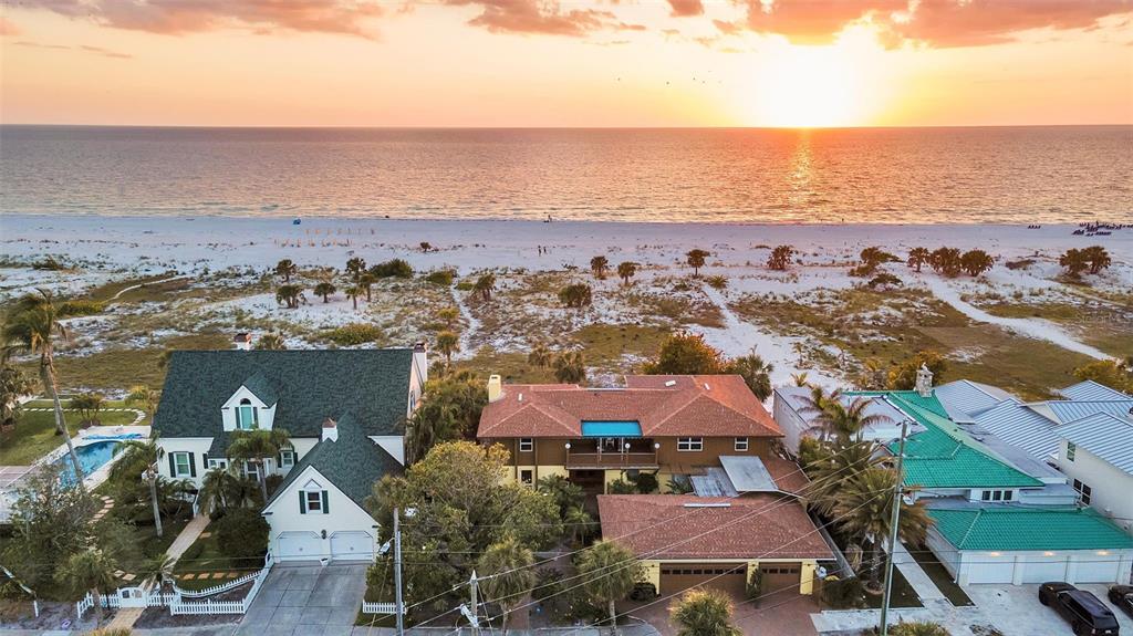 1058 Eldorado Avenue Clearwater Beach, FL 33767 - Photo 22 of 100