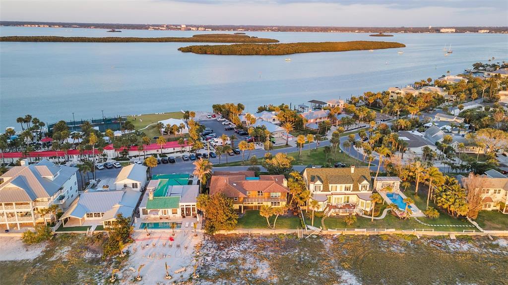 1058 Eldorado Avenue Clearwater Beach, FL 33767 - Photo 30 of 100