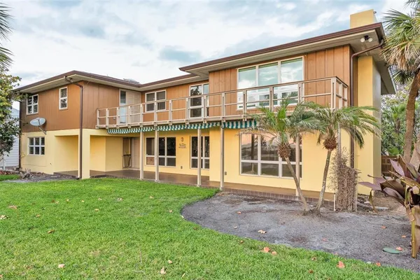 $5,250,000 | 1058 Eldorado Avenue, Clearwater Beach, FL 33767