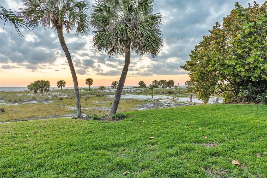 1058 Eldorado Avenue Clearwater Beach, FL 33767 - Photo 8 of 79