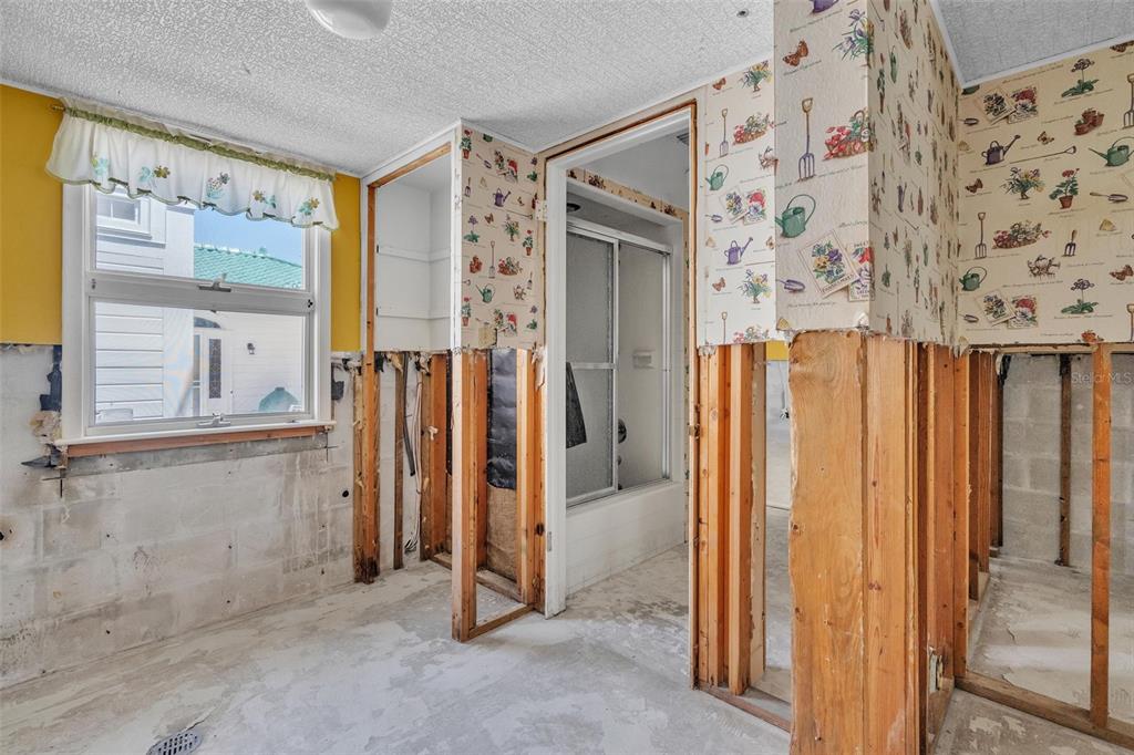 1058 Eldorado Avenue Clearwater Beach, FL 33767 - Photo 93 of 100