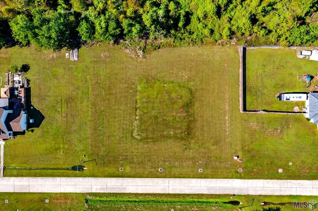 $40,000 | 338 Chateau Drive, Lockport, LA 70374