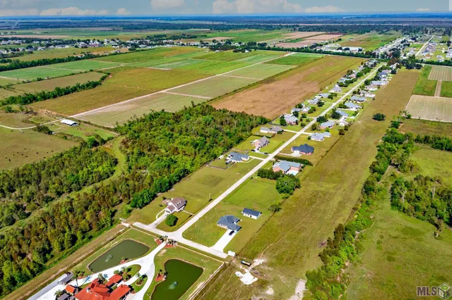 $40,000 | 338 Chateau Drive, Lockport, LA 70374