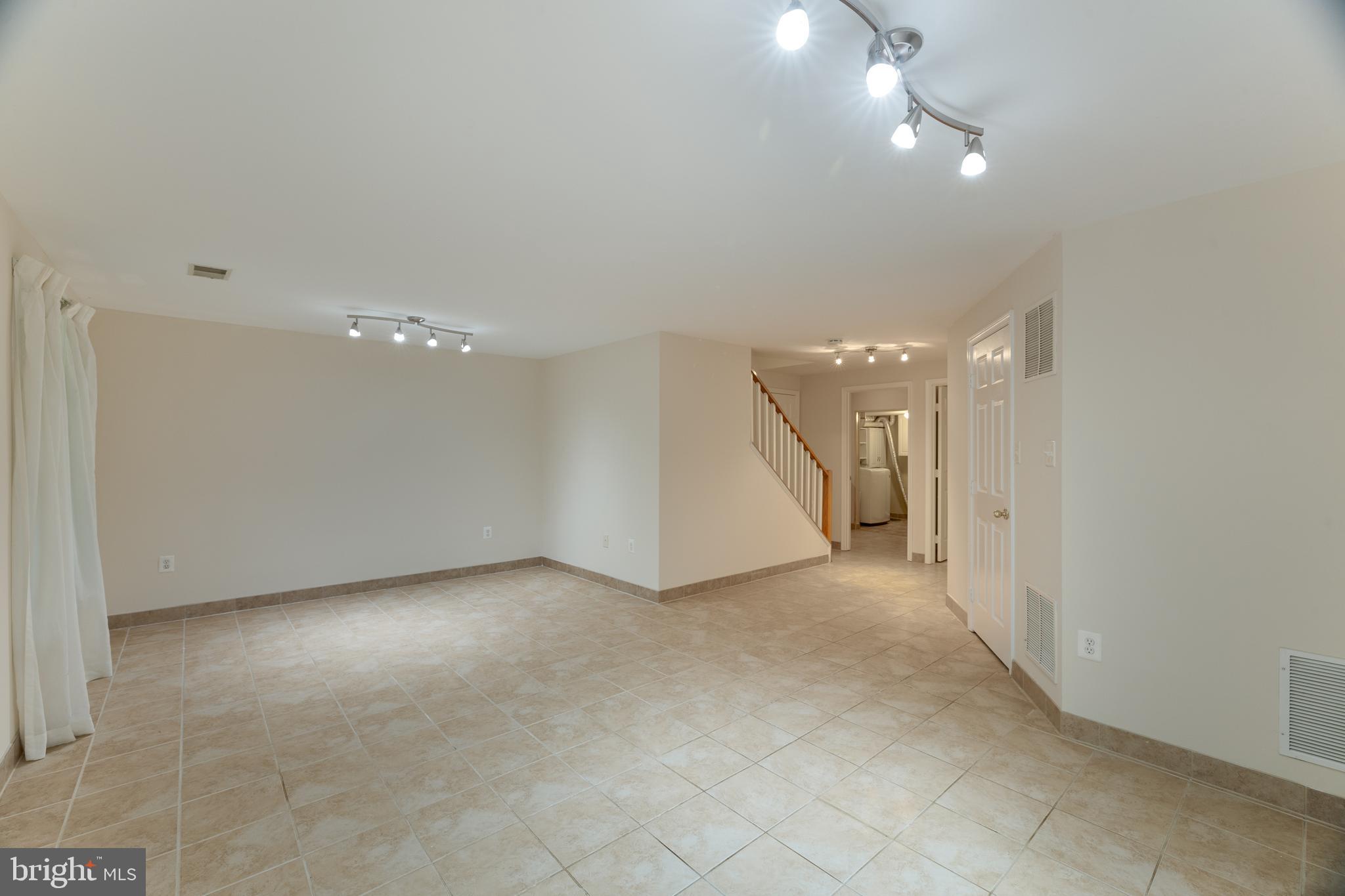 1275 Weatherstone Court Reston, VA 20194 - Photo 27 of 43