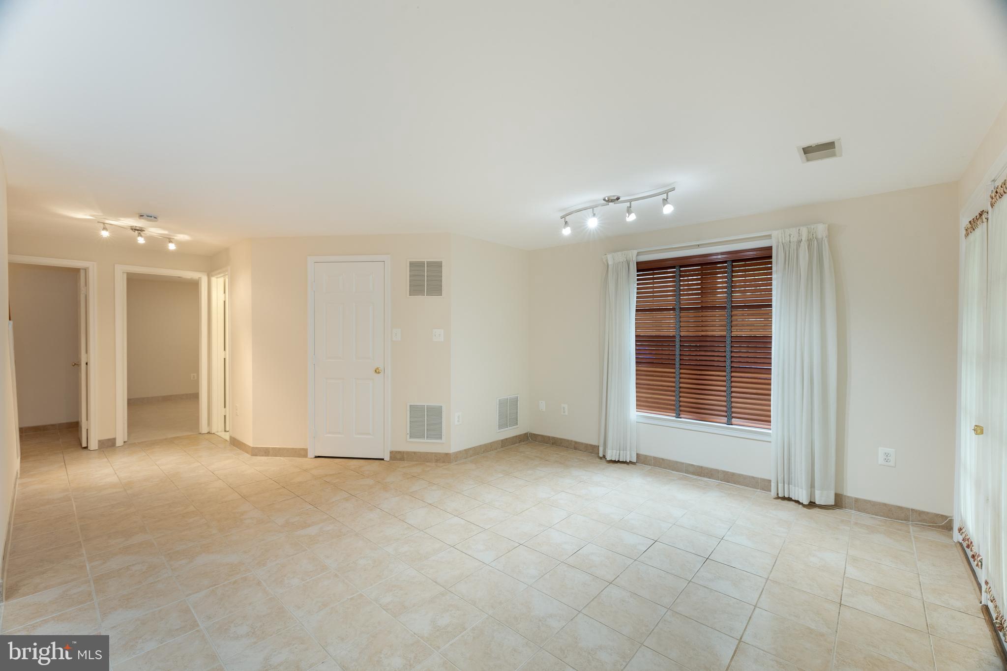 1275 Weatherstone Court Reston, VA 20194 - Photo 28 of 43