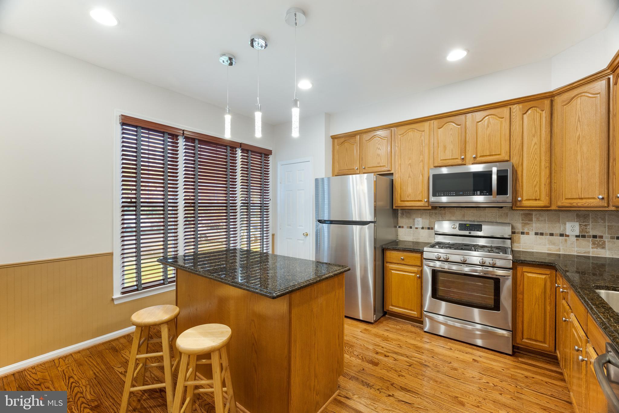 1275 Weatherstone Court Reston, VA 20194 - Photo 9 of 43