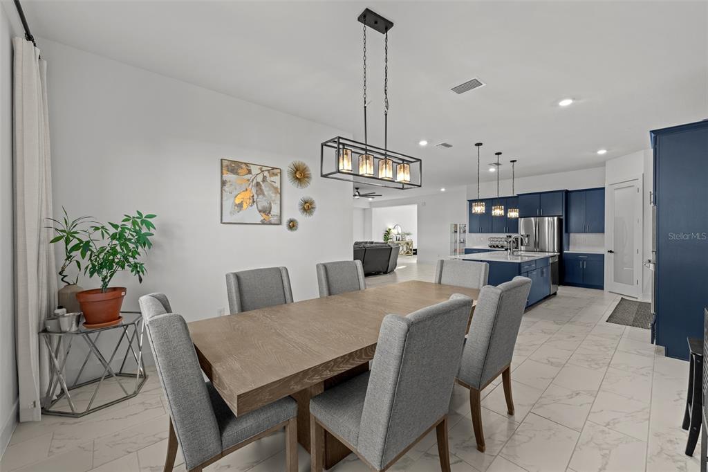 9185 Sanders Tree Loop Wesley Chapel, FL 33545 - Photo 12 of 47