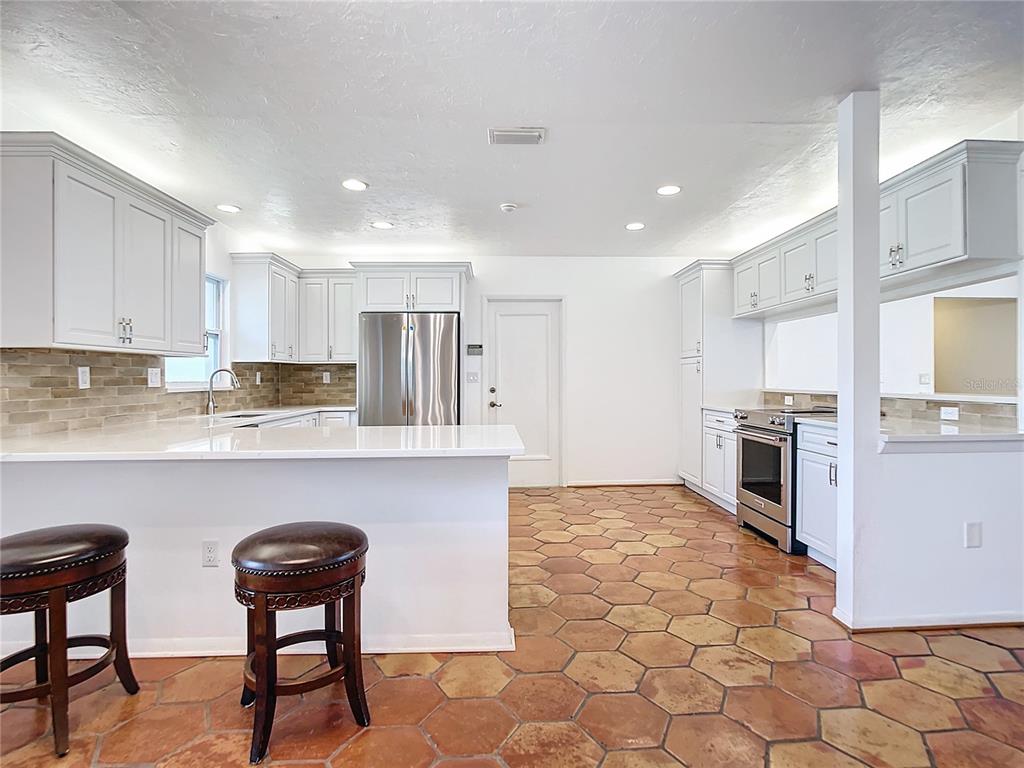 919 Key Way Nokomis, FL 34275 - Photo 13 of 70