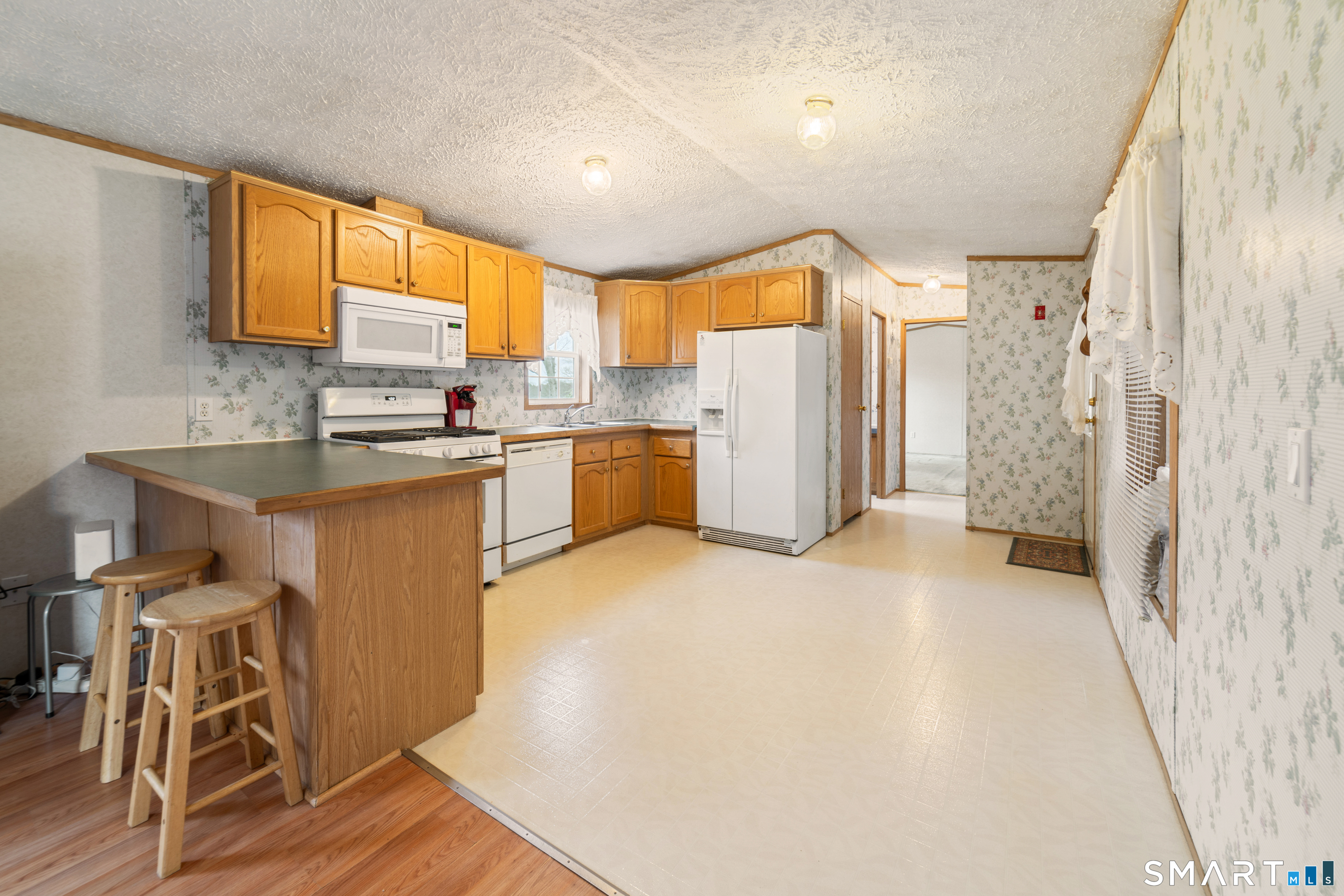 55 Mountainview Road East Hampton, CT 06424 - Photo 11 of 31