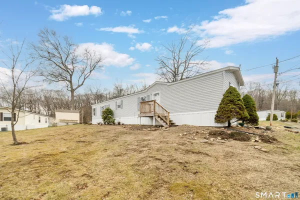 $149,900 | 55 Mountainview Road, East Hampton, CT 06424
