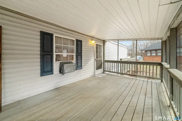 $149,900 | 55 Mountainview Road, East Hampton, CT 06424