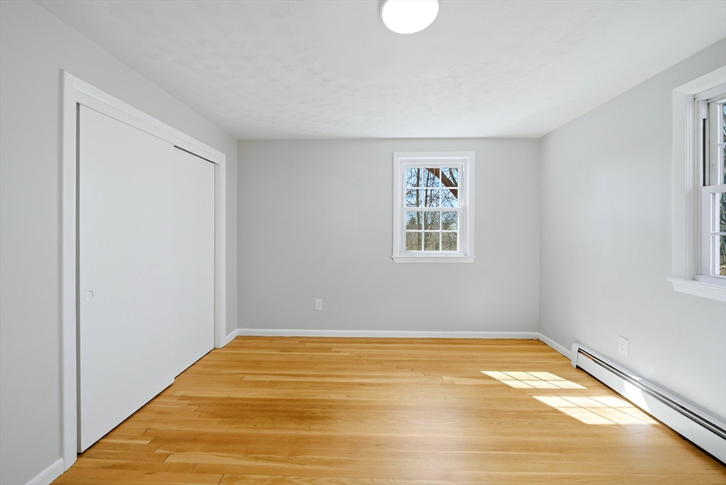 239 Dana Avenue Worcester, MA 01604 - Photo 19 of 31