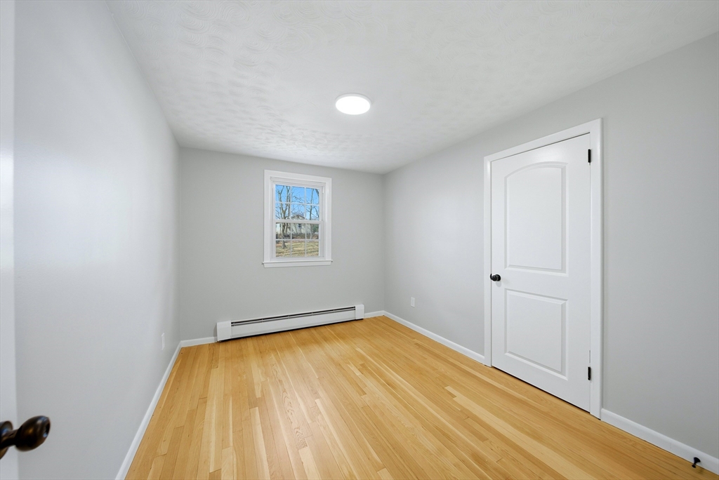 239 Dana Avenue Worcester, MA 01604 - Photo 20 of 31
