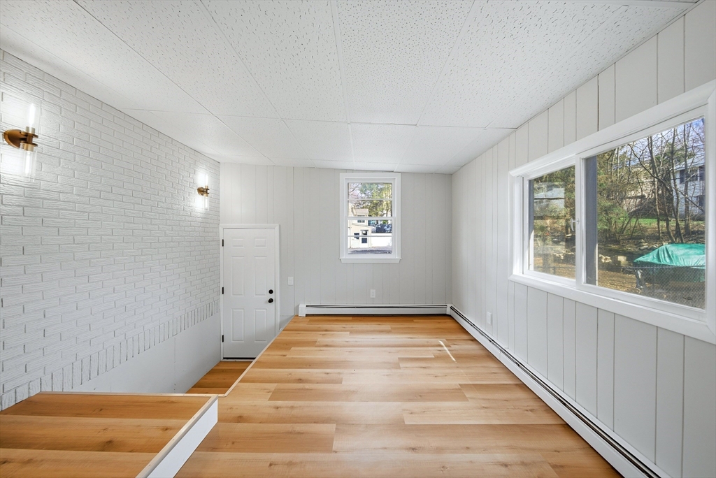 239 Dana Avenue Worcester, MA 01604 - Photo 21 of 31