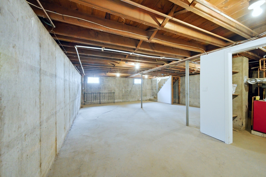 239 Dana Avenue Worcester, MA 01604 - Photo 25 of 31