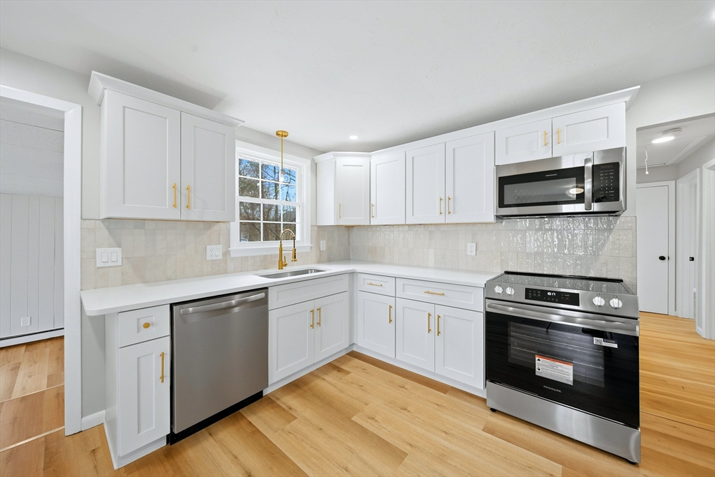 239 Dana Avenue Worcester, MA 01604 - Photo 10 of 31