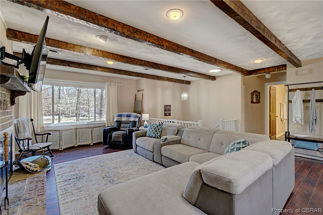 7670 Roaring Springs Road Gloucester, VA 23061 - Photo 6 of 31 Gallery Image 6