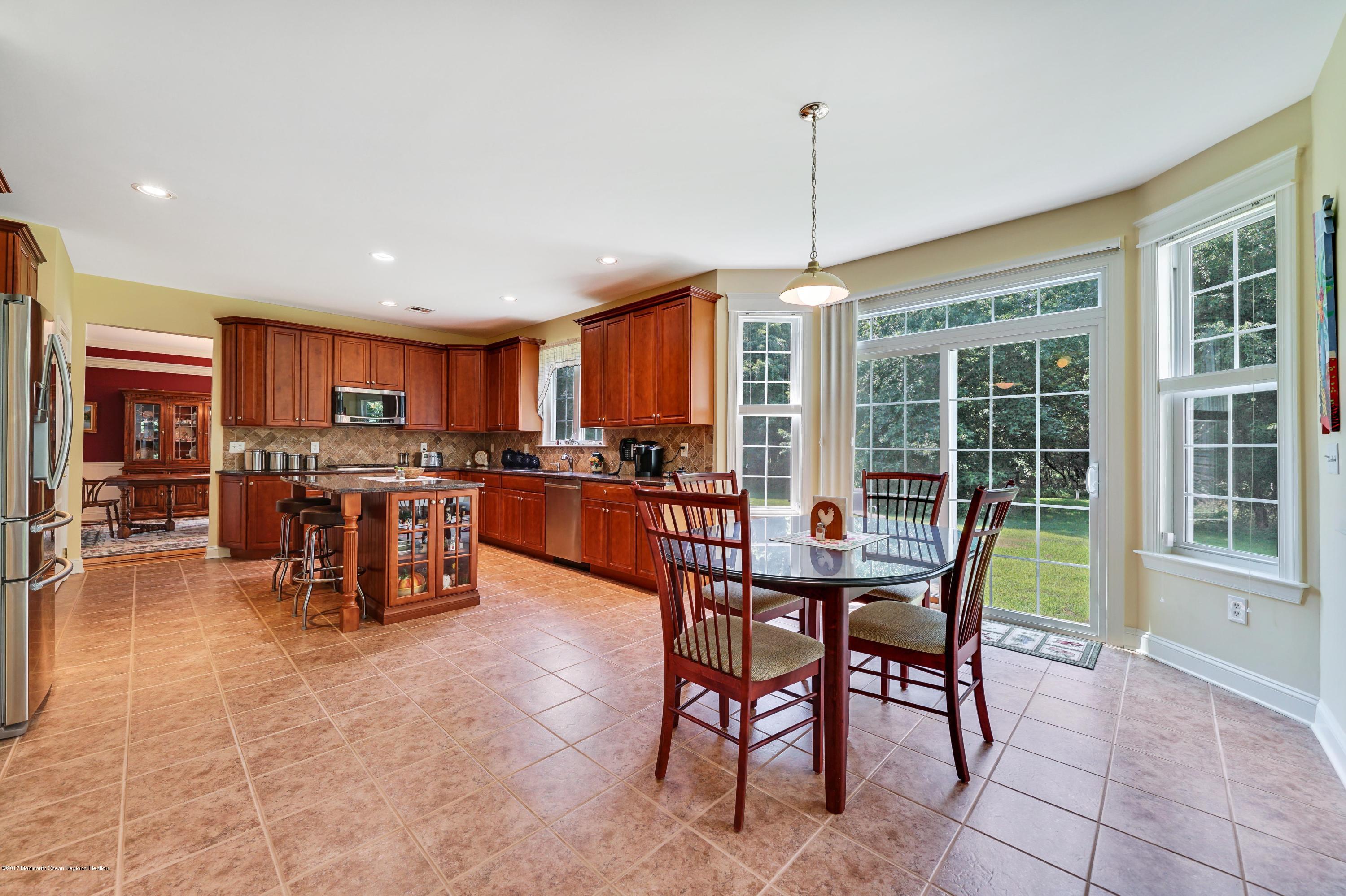 107 Larrabee Boulevard Howell, NJ 07731 - Photo 23 of 67 23