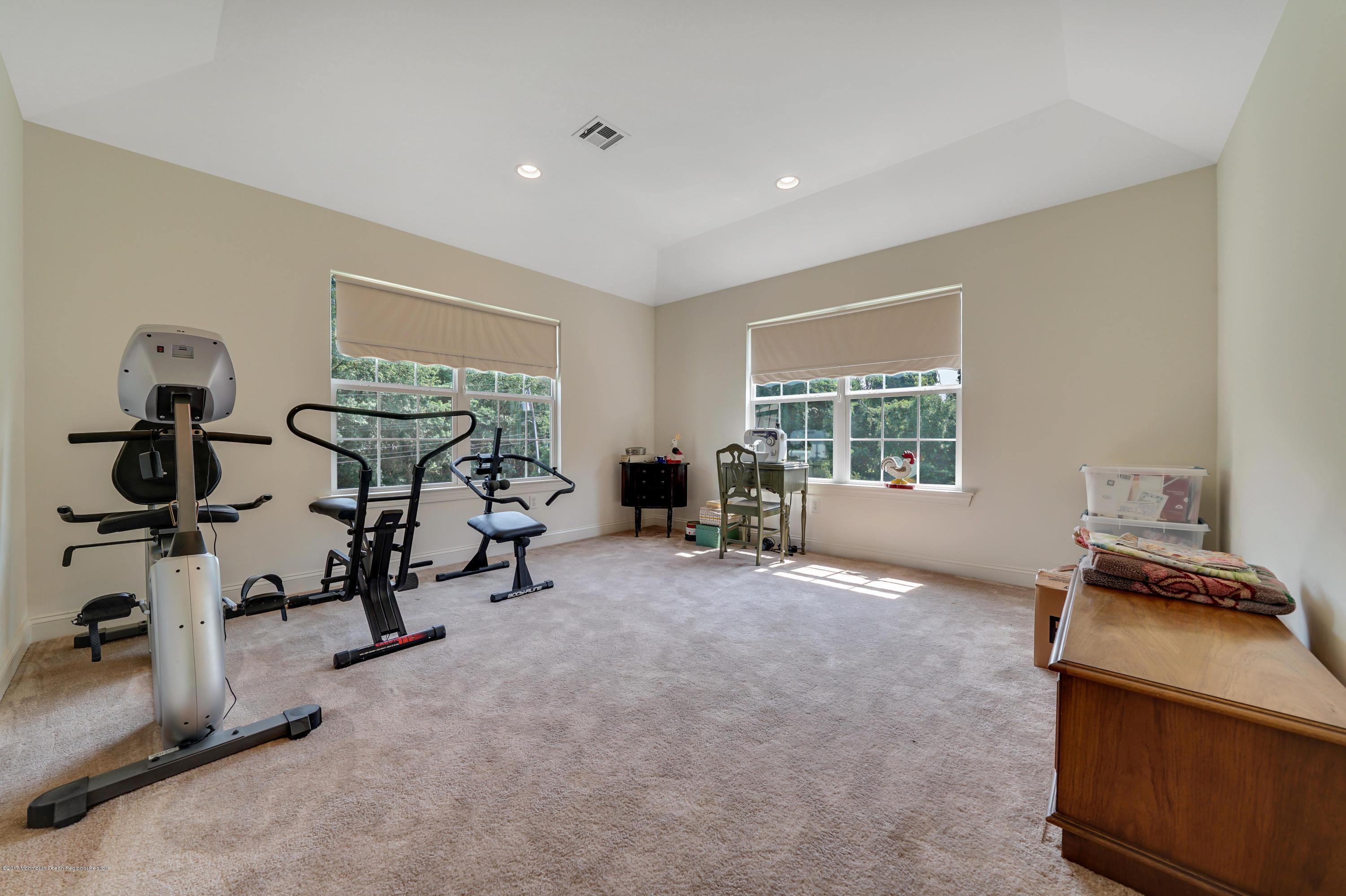 107 Larrabee Boulevard Howell, NJ 07731 - Photo 47 of 67 47