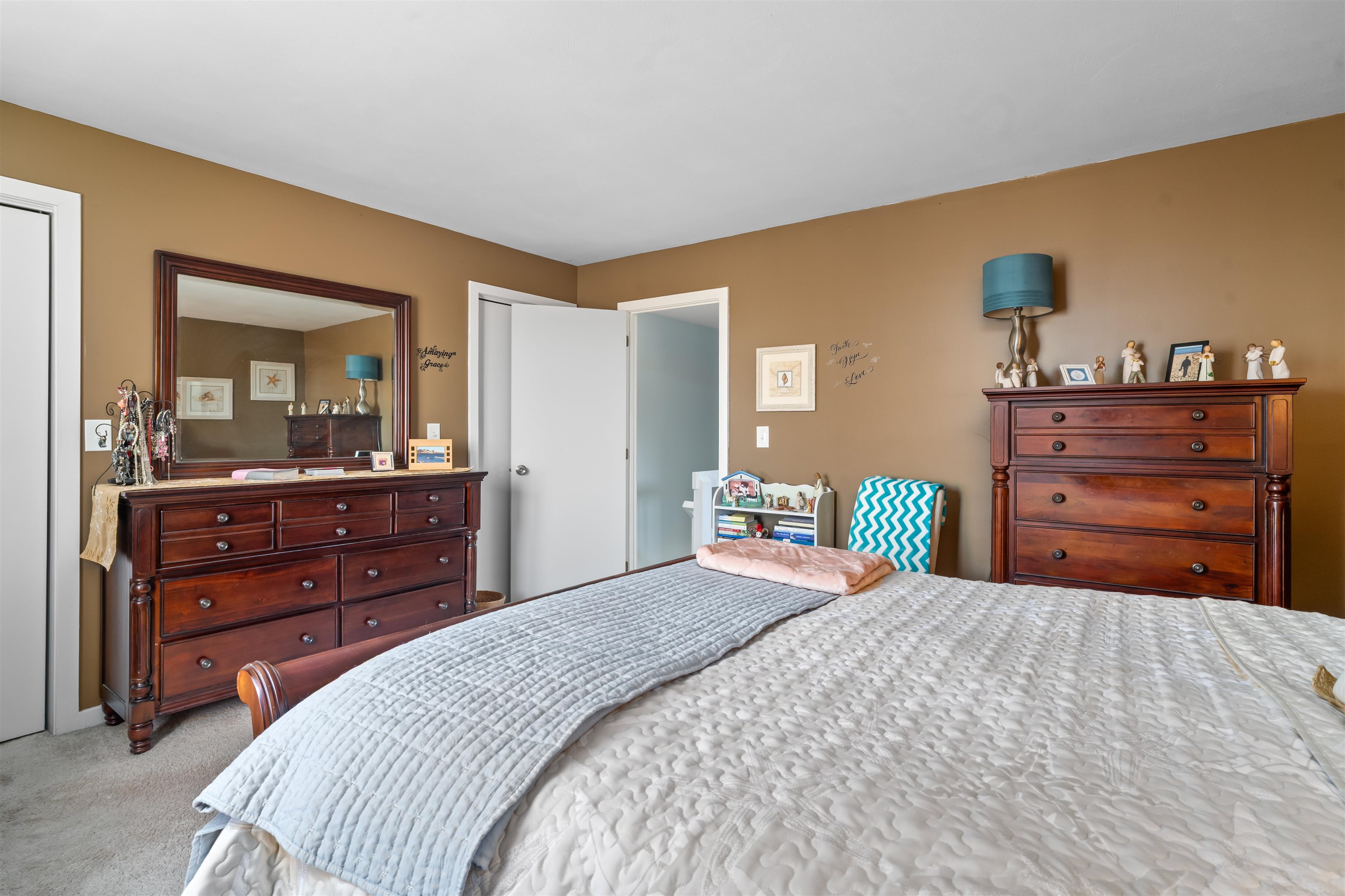 12 Thornhill Road Stratham, NH 03885 - Photo 23 of 38