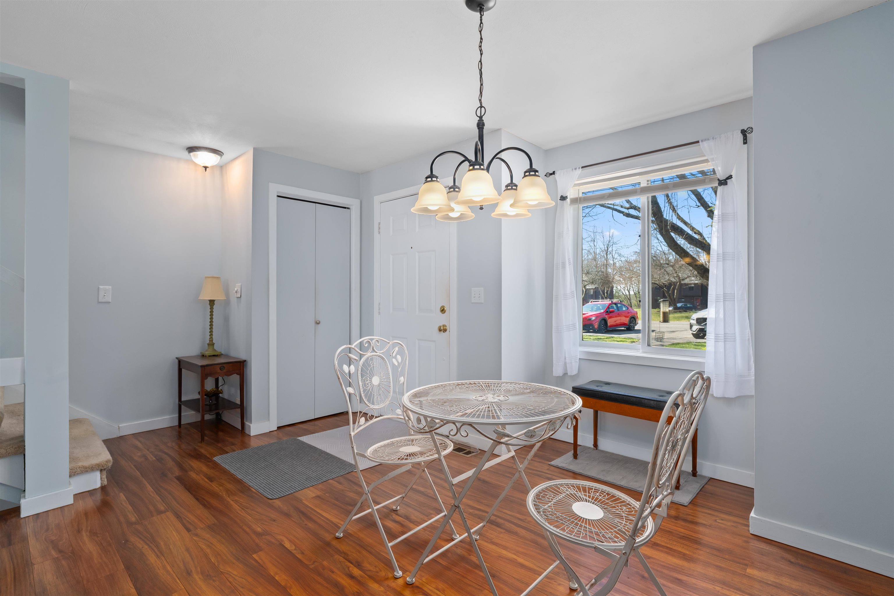 12 Thornhill Road Stratham, NH 03885 - Photo 5 of 38