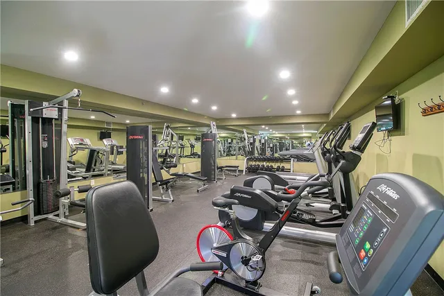 a view of a tennis court