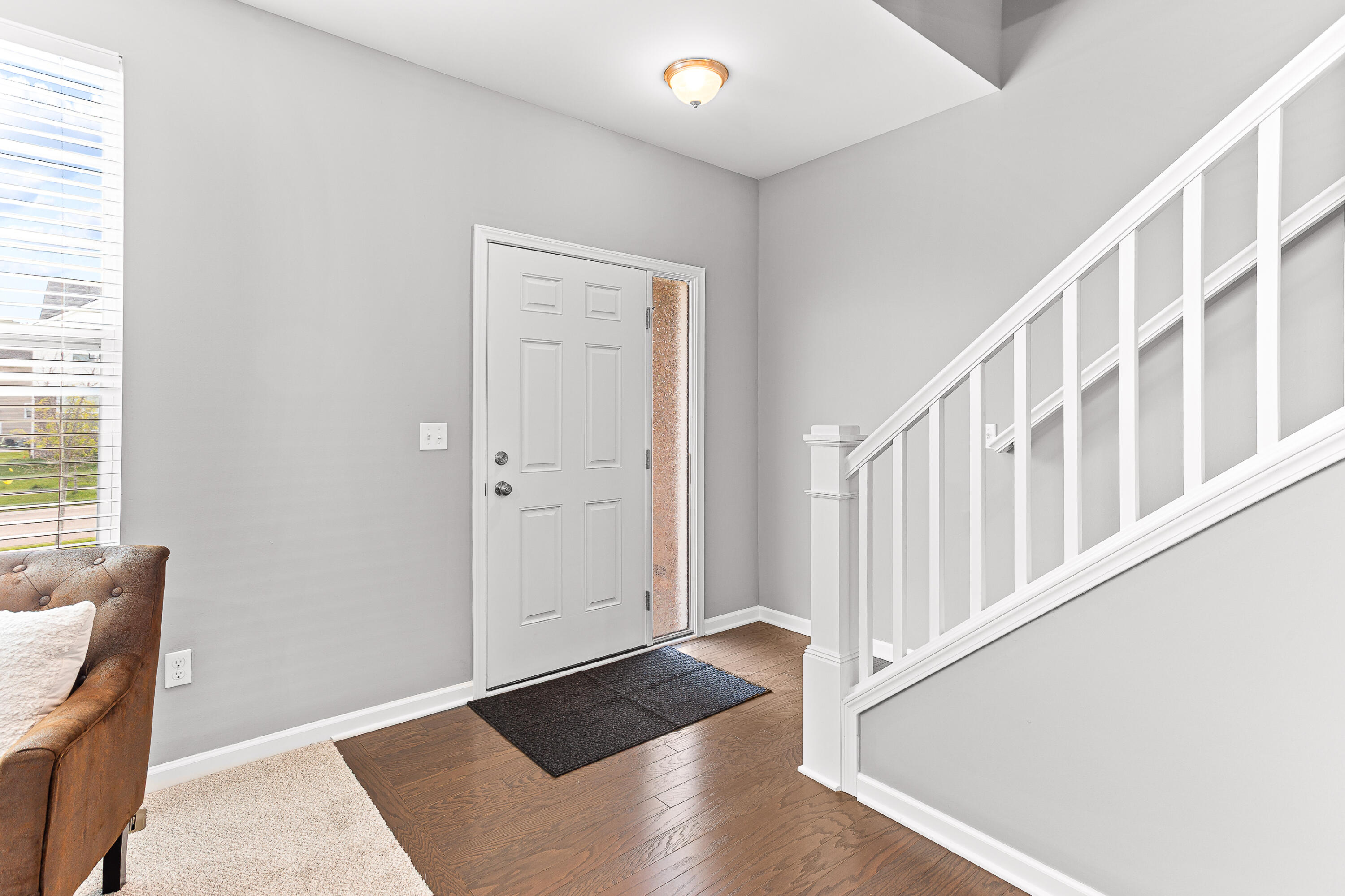 286 Springview Street Ann Arbor, MI 48103 - Photo 2 of 55 IMG_5893