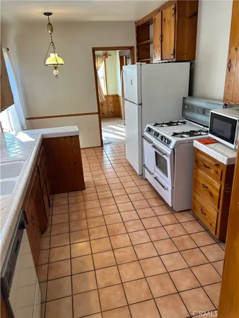 $987,900 | 6947 Murietta Avenue, Van Nuys, CA 91405