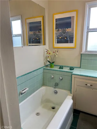 $987,900 | 6947 Murietta Avenue, Van Nuys, CA 91405