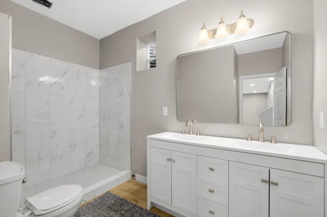 $299,900 | 7023 Concord Boulevard, Inver Grove Heights, MN 55076