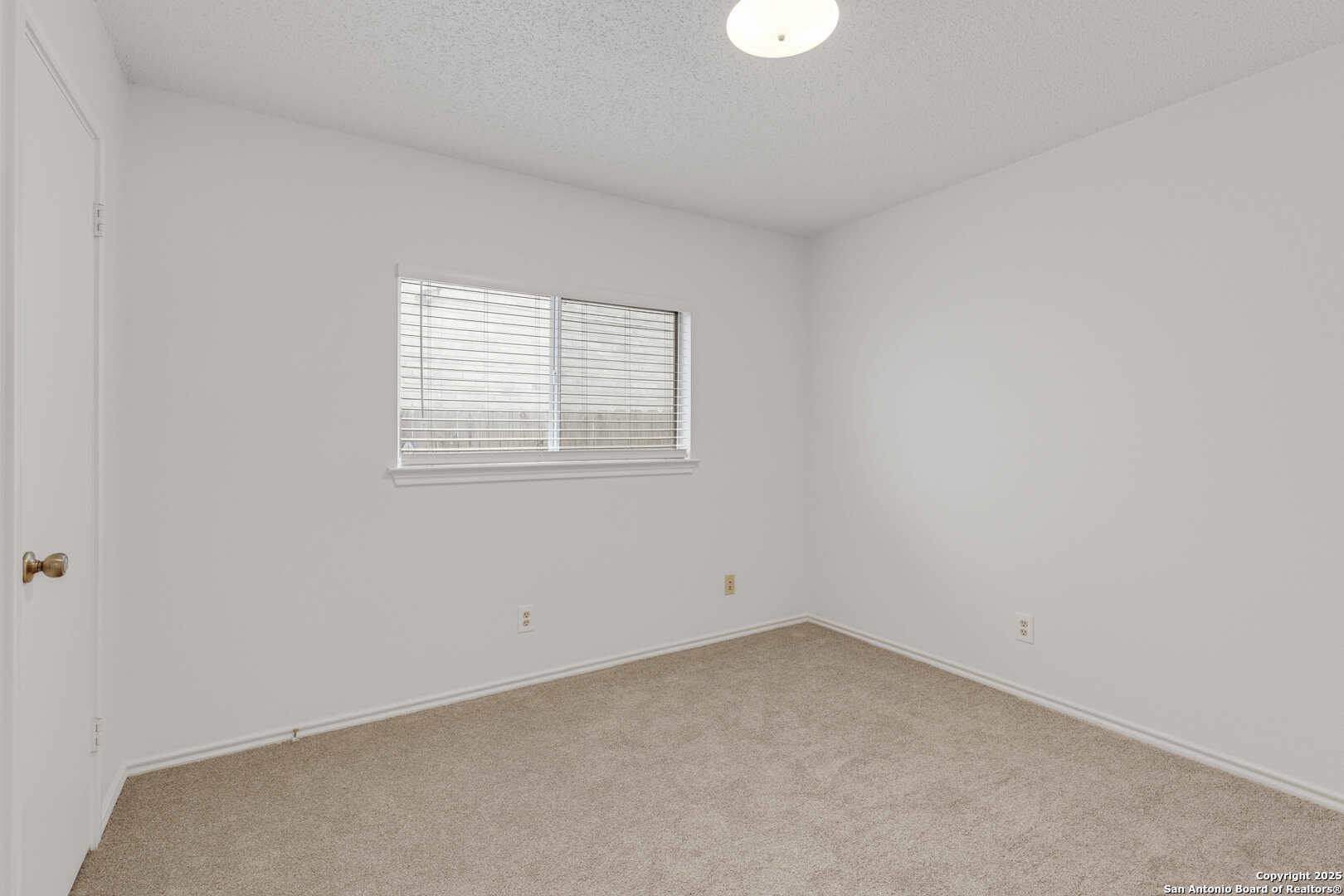 7906 Swindow Circle Converse, TX 78109 - Photo 19 of 24