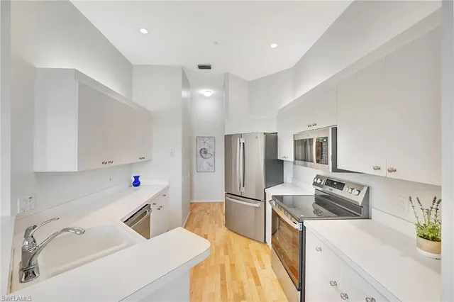 $10,000 | 400 Lambiance Circle, Unit 204, Naples, FL 34108