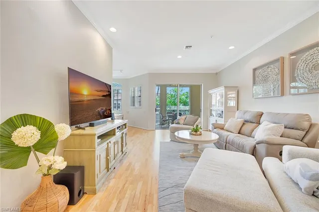 $10,000 | 400 Lambiance Circle, Unit 204, Naples, FL 34108