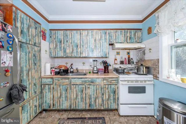 $464,900 | 3708 Cooper Lane, Hyattsville, MD 20784