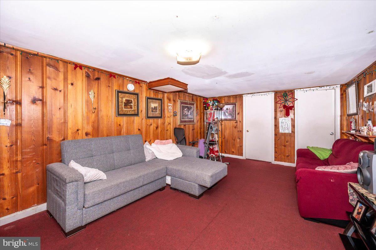 3708 Cooper Lane Hyattsville, MD 20784 - Photo 16 of 37