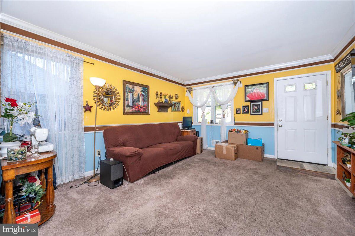 3708 Cooper Lane Hyattsville, MD 20784 - Photo 2 of 37