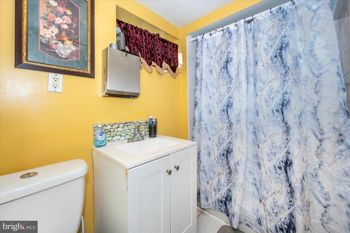 3708 Cooper Lane Hyattsville, MD 20784 - Photo 24 of 37