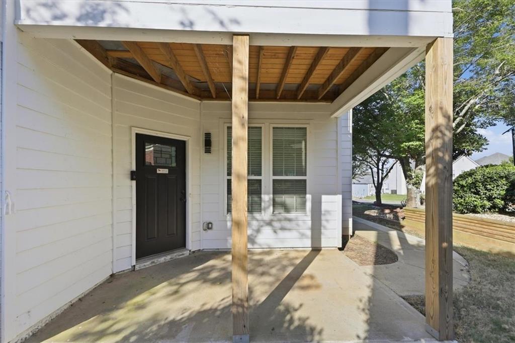 4313 Ben Hill Road Atlanta, GA 30349 - Photo 4 of 42