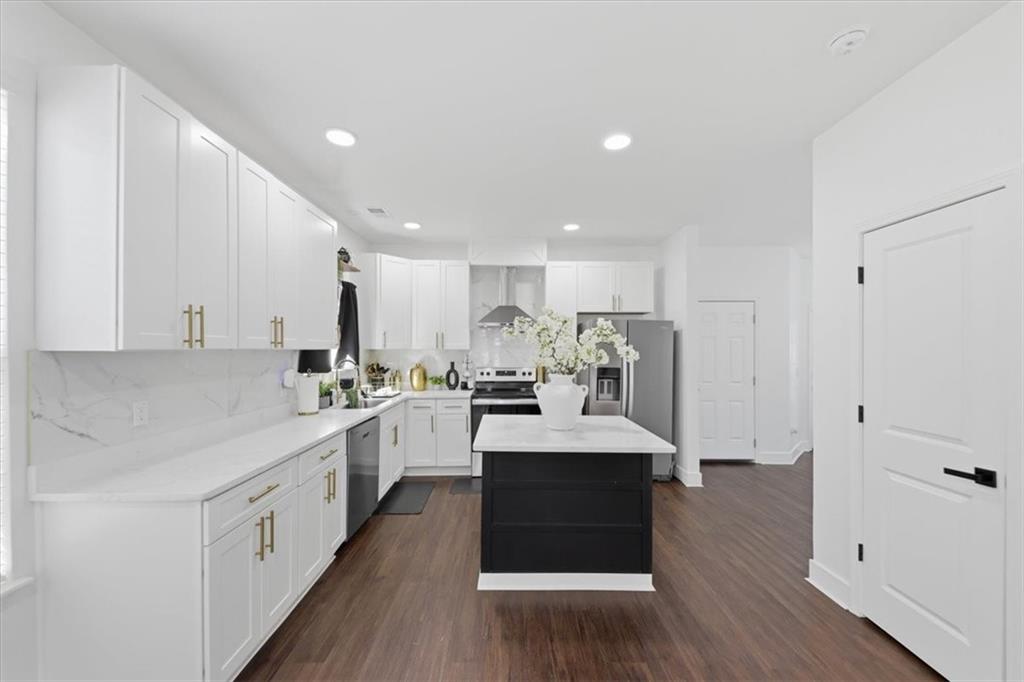 4313 Ben Hill Road Atlanta, GA 30349 - Photo 9 of 42