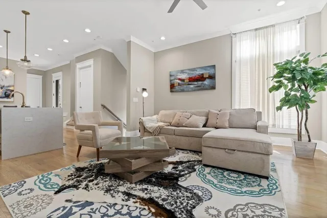 $10,500 | 971 Laurel Court Northeast, Atlanta, GA 30326