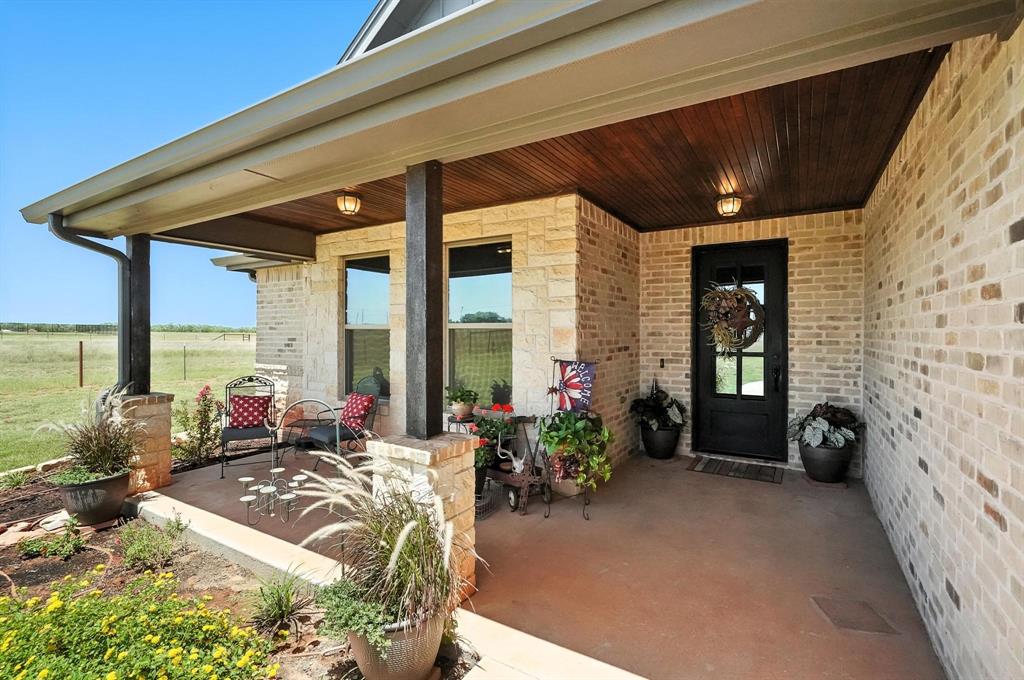 136 Dove Run Tuscola, TX 79562 - Photo 6 of 37 View of porch