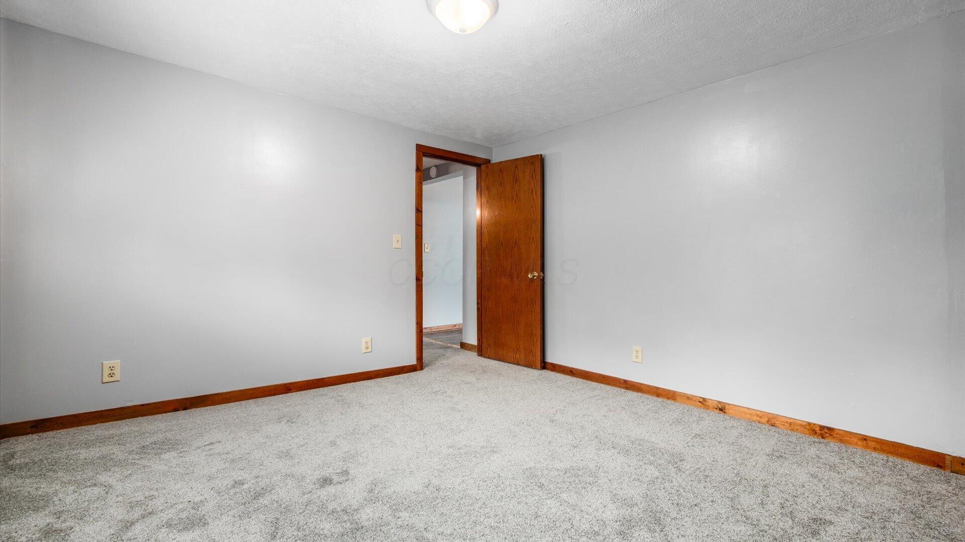 168 Waterworks Road Newark, OH 43055 - Photo 13 of 36 Bedroom #1