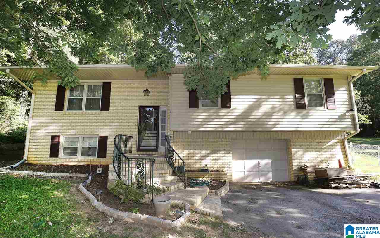 4110 Springhill Drive Anniston, AL 36201 - Photo 1 of 16
