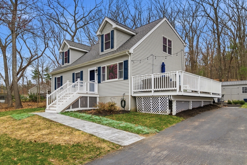 63 Klondike Road Dudley, MA 01571 - Photo 3 of 38