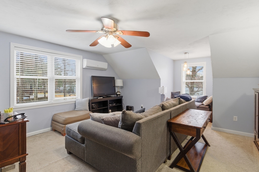 63 Klondike Road Dudley, MA 01571 - Photo 31 of 38