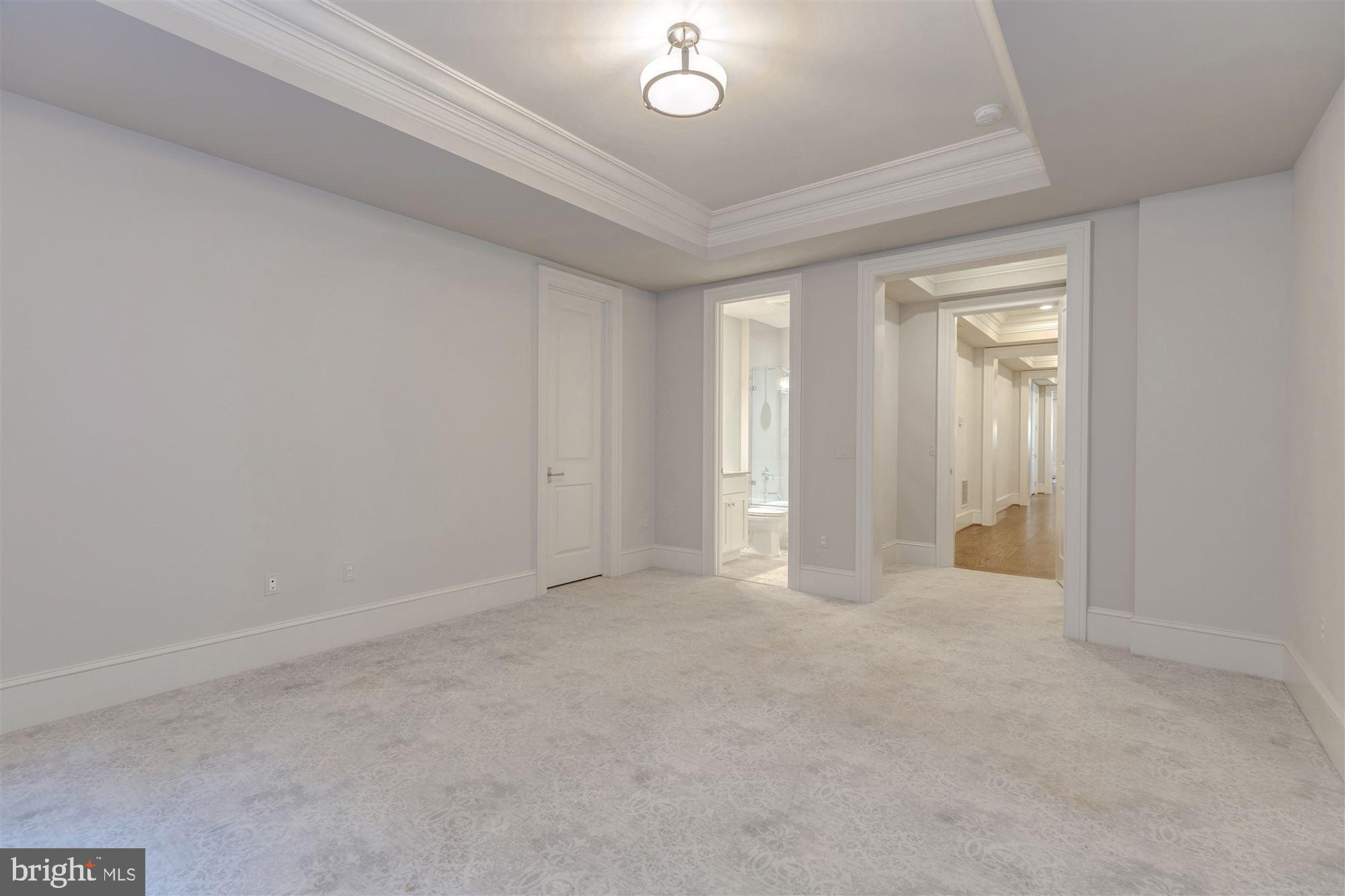 7720 Georgetown Pike McLean, VA 22102 - Photo 66 of 70 Bed 6 with bath